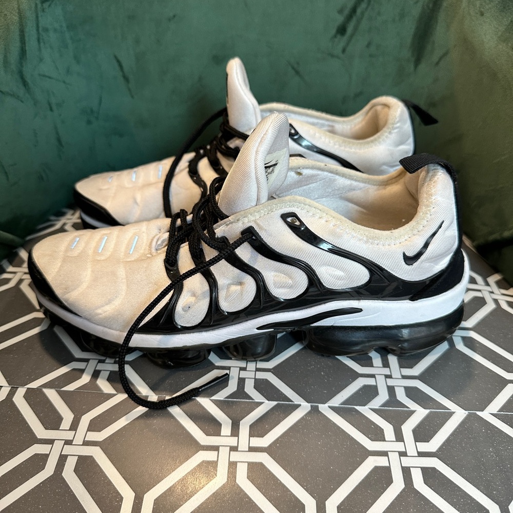 Nike Air VaporMax Plus Black/White